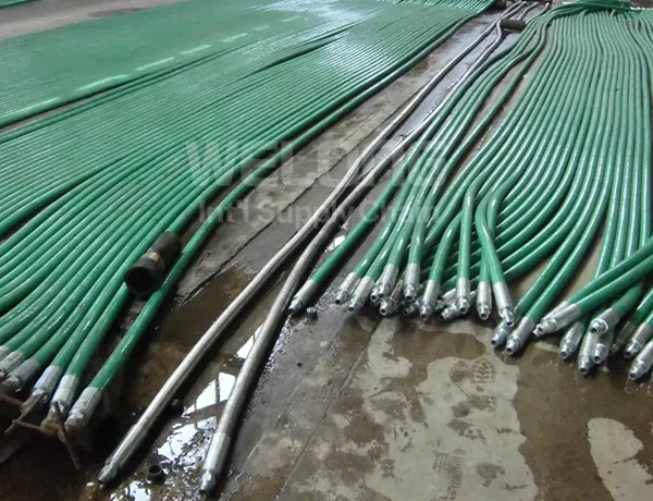High-pressure oilfield flexible choke and kill lines detailing structural layers