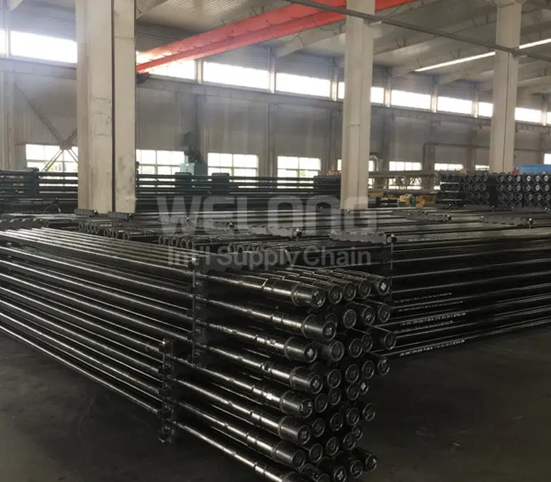 Downhole drilling tools selection overview with drill pipe and BHA components